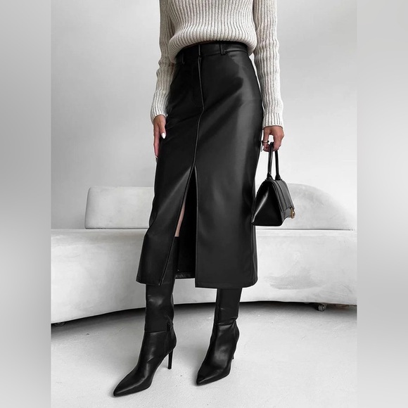 Commense Dresses & Skirts - NWT Commense Black Faux Leather Midi Skirt